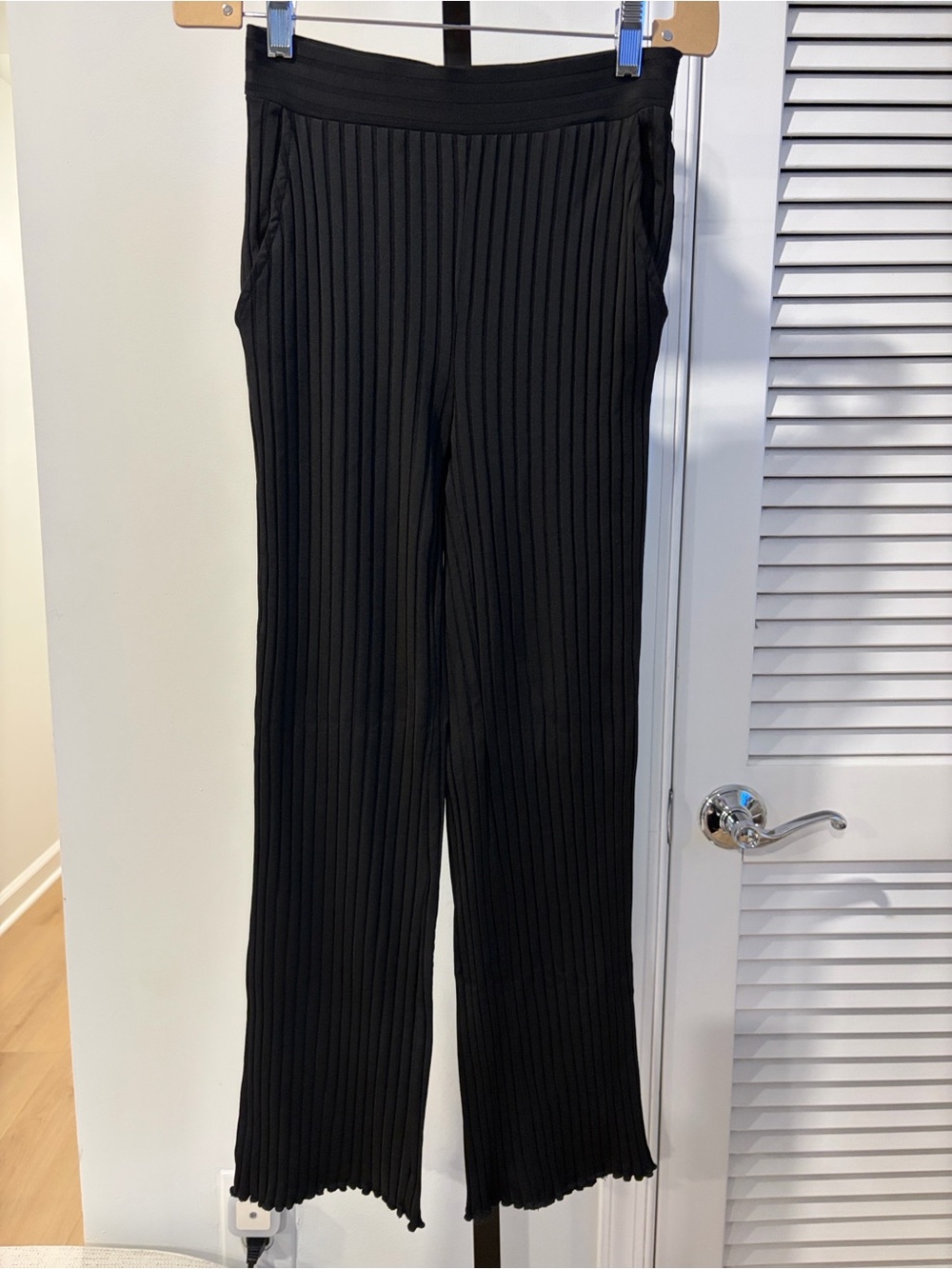 & Other Stories High Waisted Cropped Fun Statement Pants